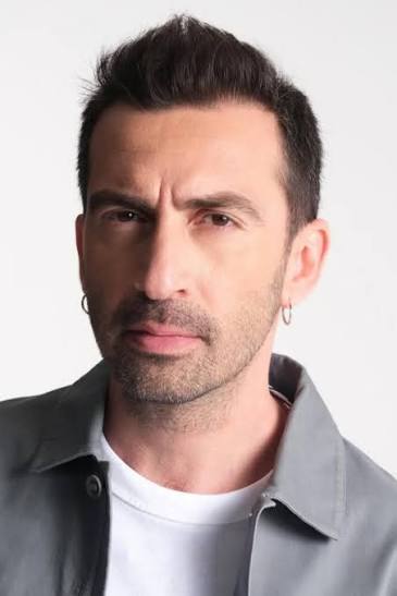 Эрдем Енер